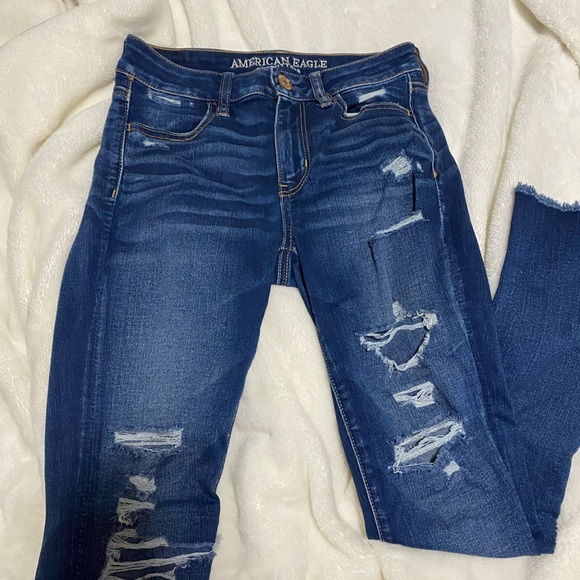 American Eagle Skinny Jeans - Picture 2 of 4